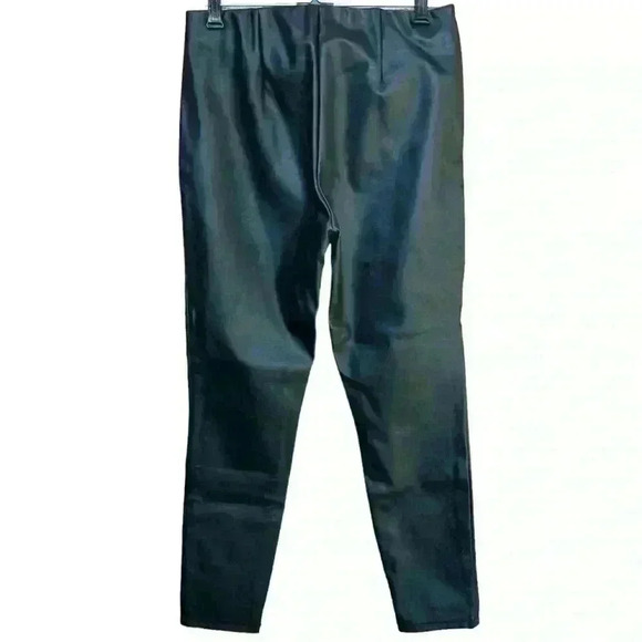 NWT Tommy Hilfiger Ankle Length Black Vegan Leather Leggings Size 6 - Picture 2 of 5